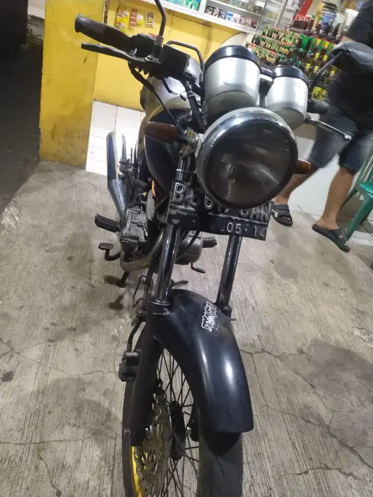 Honda Megapro 2004 mp hiu