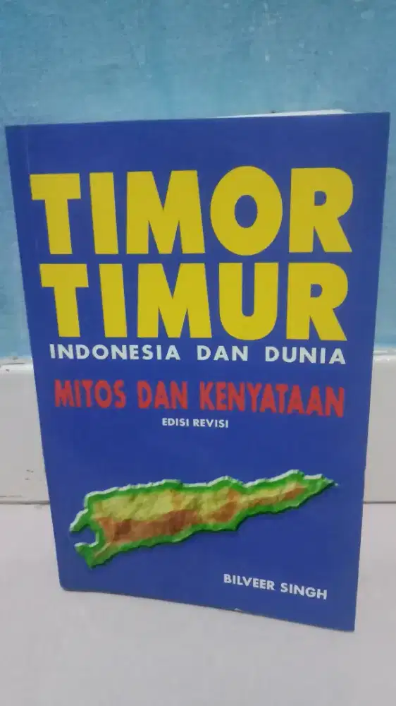 Buku bekas Timor timur