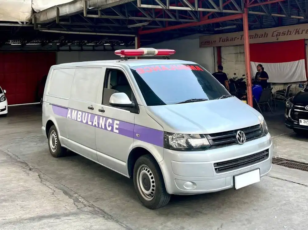 VW Panel Transporter Diesel MT Ambulance
2012