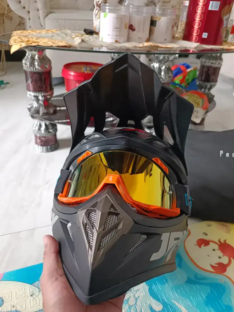 Helm Trail JPX Fox One + Goggle