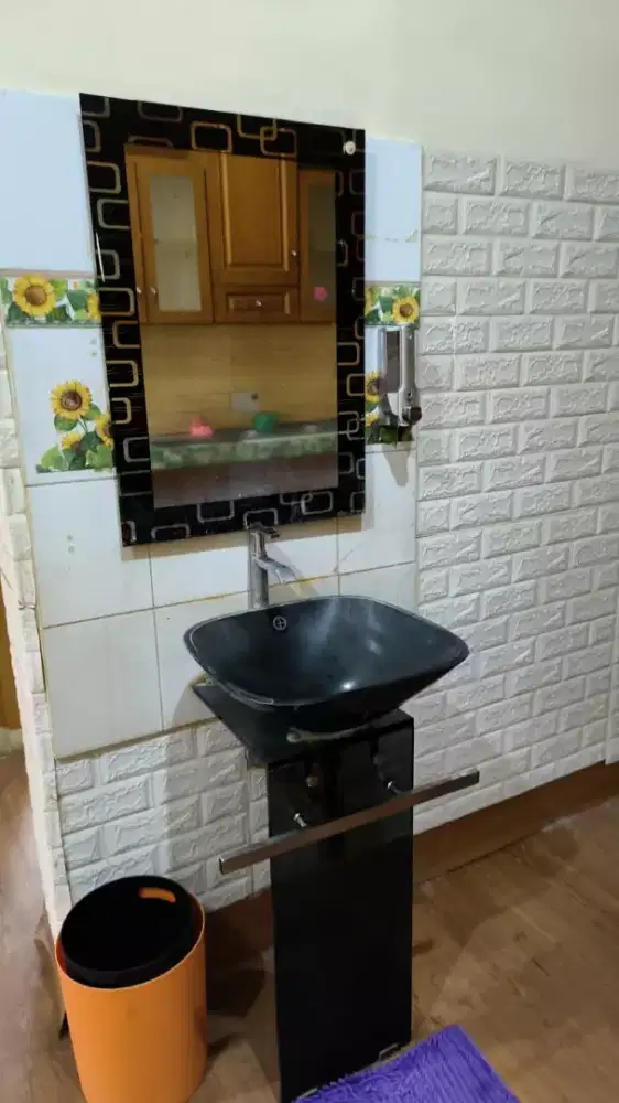 Westafel+kaca cermin