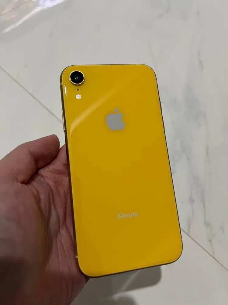 iPhone XR 128GB yellow wifi only