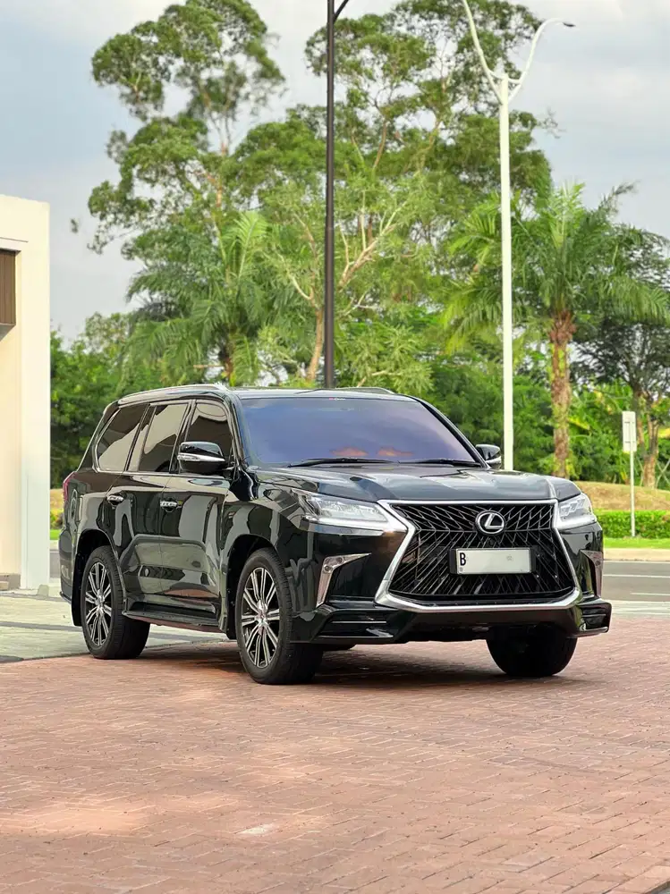 Lexus LX570 5.7 Sport — 2019