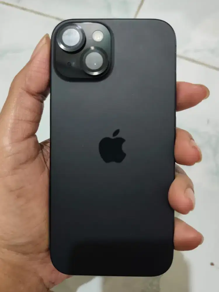 Iphone 15 128 GB ibox Garansi On