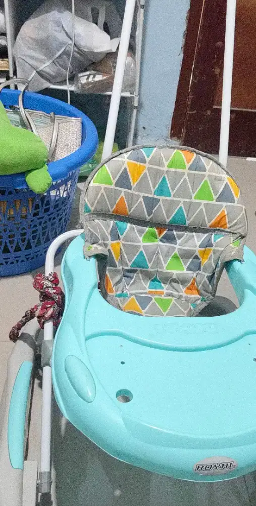 Stroller belajar jalan bayii