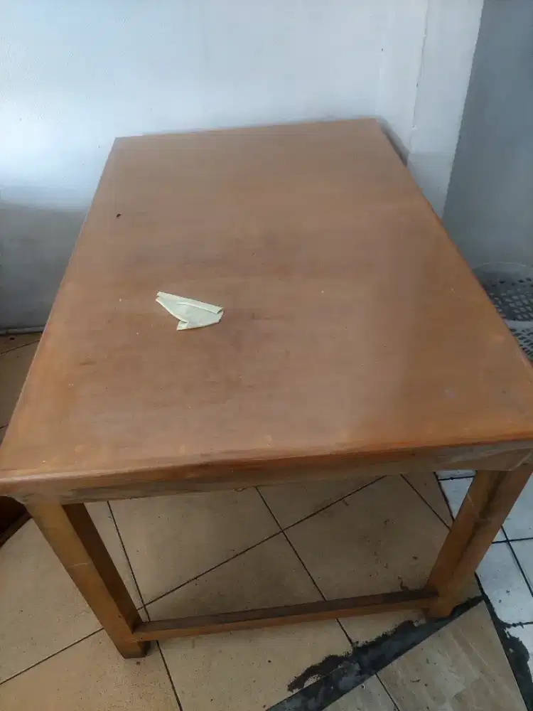 Meja makan untuk jualan mie bakso