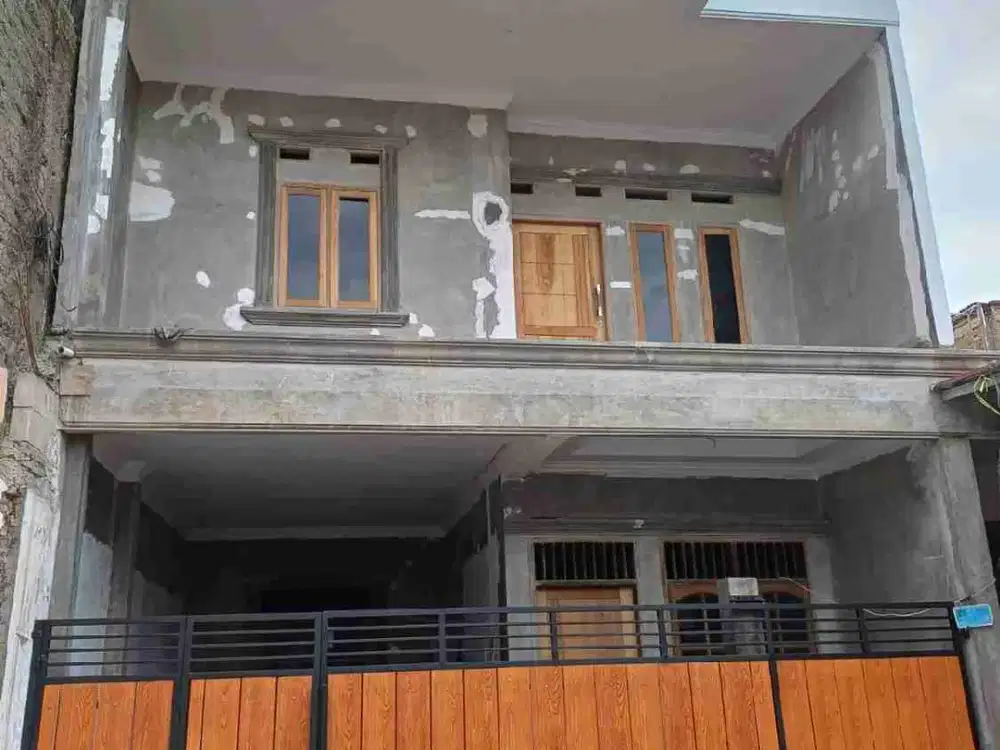 Rumah Minimalis Lokasi Strategis di Caman Utara Bekasi Barat