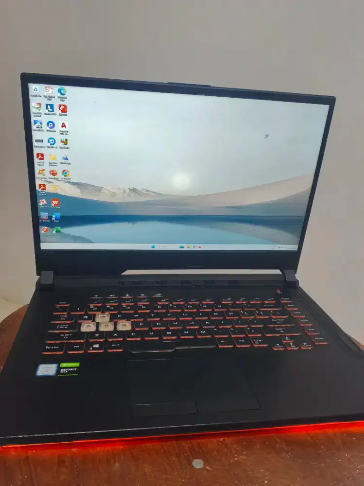 Dijual laptop gaming Asus ROG Strix
