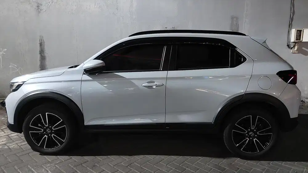 Honda WR-V 2023 Bensin