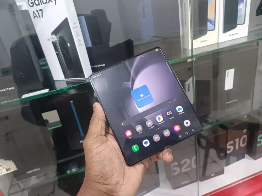 Samsung Z fold 5 12/256 lengkap lecet dikit fungsi normal.semua