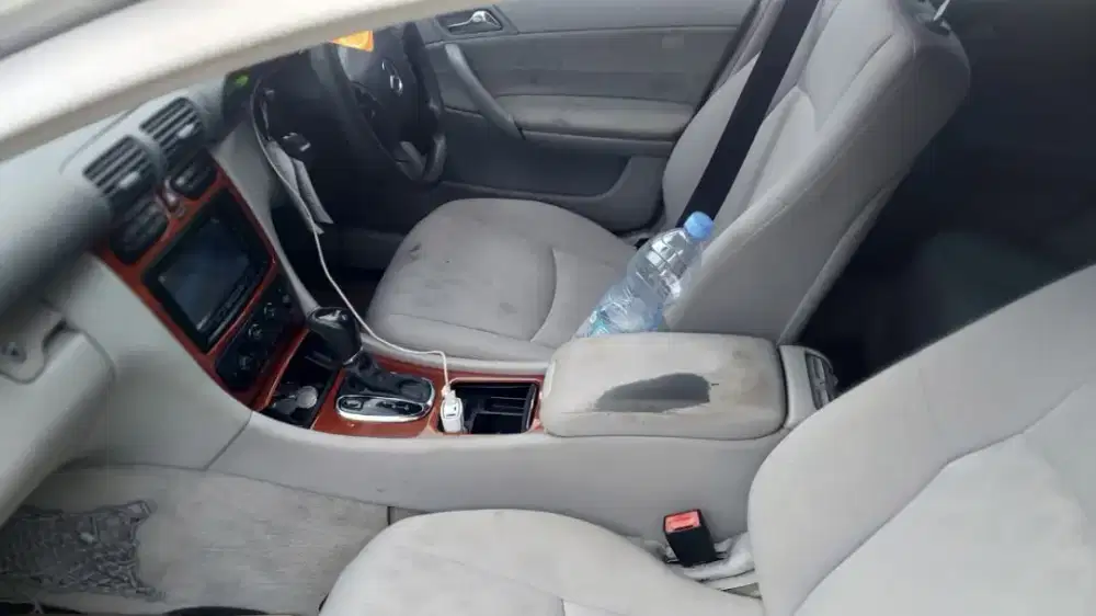 Lowongan Staff Guide