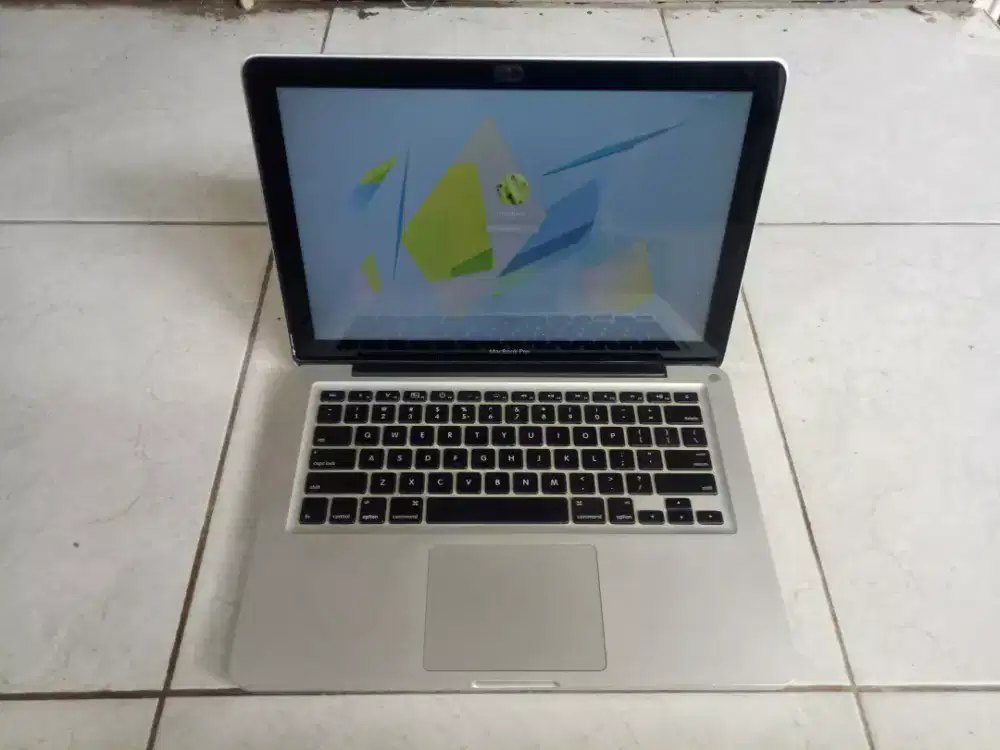 Macbook pro 13 inch 2012 core i5