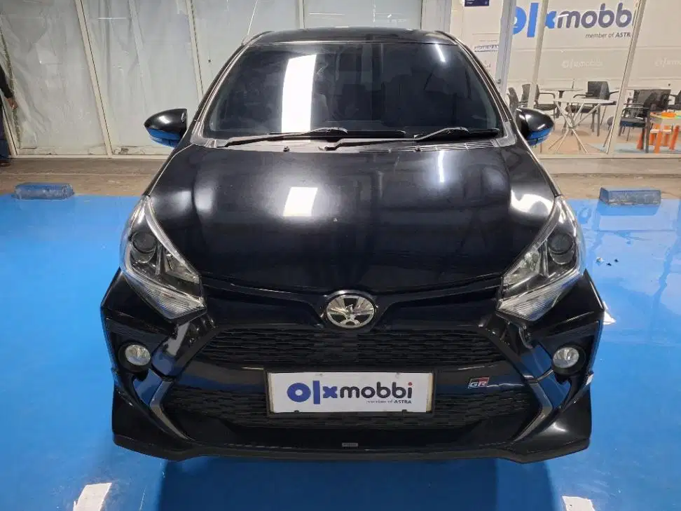 LOW DP Toyota Agya 1.2 GR Sport One Tone Bensin-AT 2023 UBM
