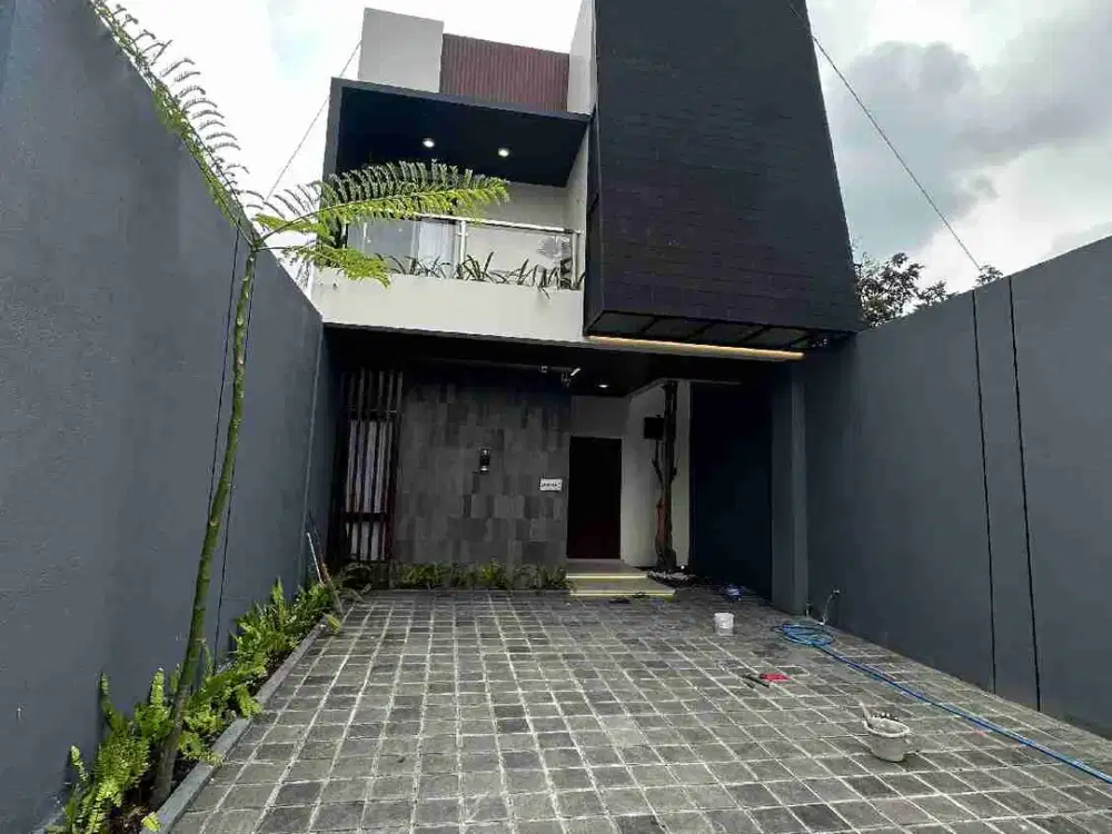 Rumah 2 Lantai Kontemporer Modern Di Ngaglik Sleman