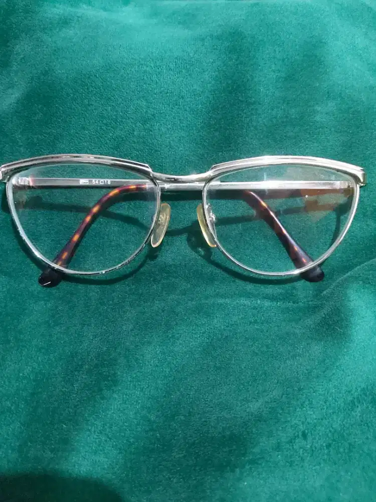 Kacmata Vintage NK Eye Cat,gold tone metal and tortoiseshell, presisi,