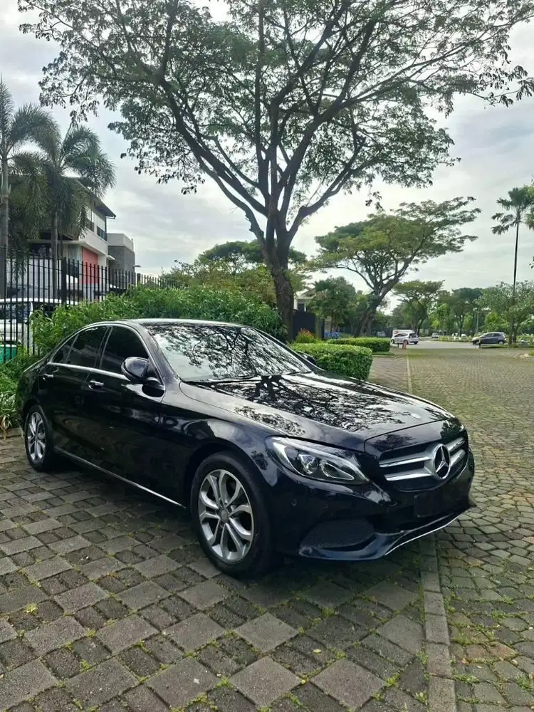 [ Nik 16 ] Mercedes Benz C200 / C 200 Avantgarde 2016 Hitam