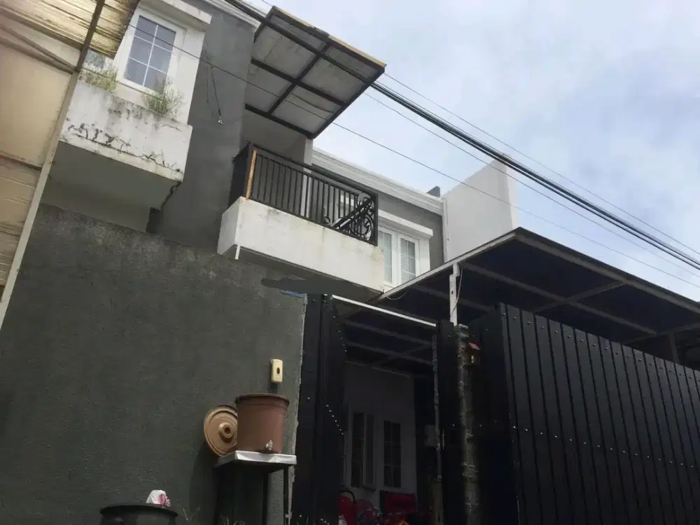 Dijual Rumah Mewah Hook Full Interior dan Furnish Surabaya Timur