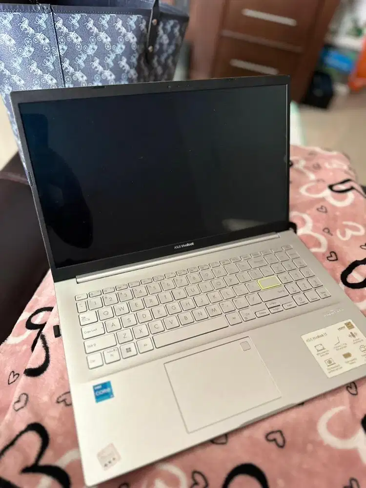 Asus vivobook ultra 15 K513EA OLED353