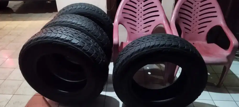 Ban AT Bridgestone Dueler