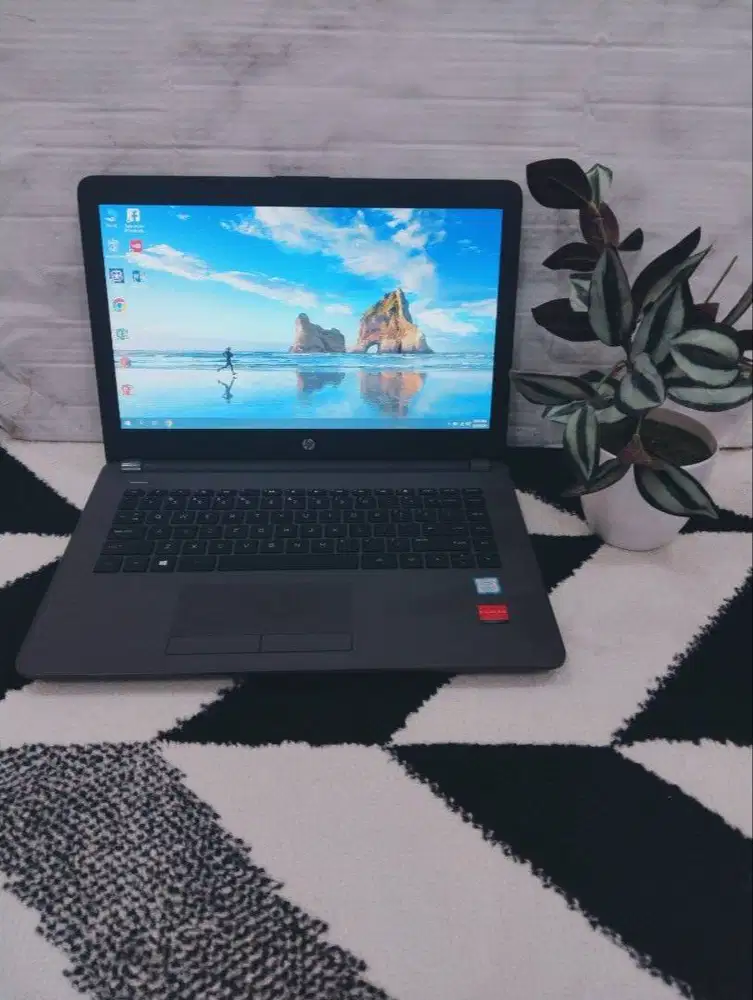 LAPTOP HP 240 G6. Intel Core i7 Gen 7. RAM 8GB/256GB. Second Like New