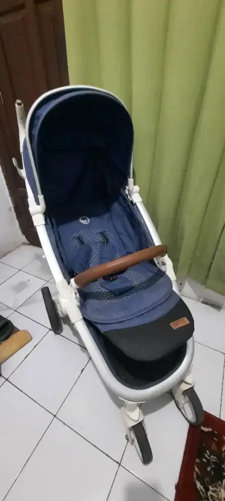 PRELOVED STROLLER Babyelle