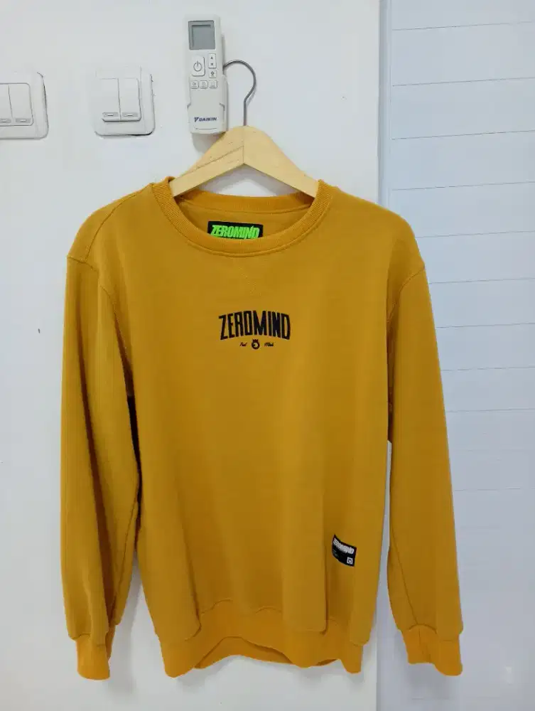 Sweater Crewneck Distro Keren Pastinya