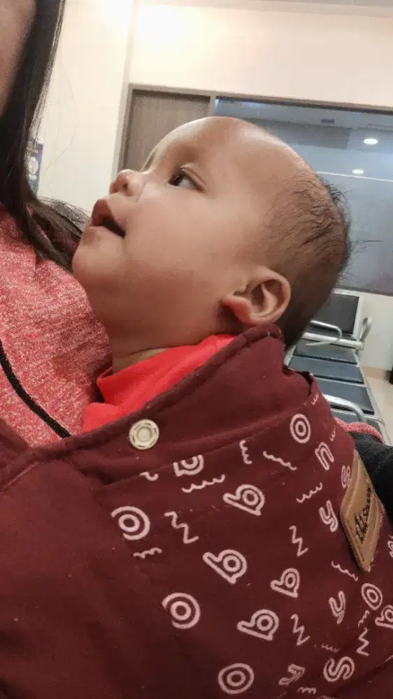 Dicari pembantu dan pengasuh anak