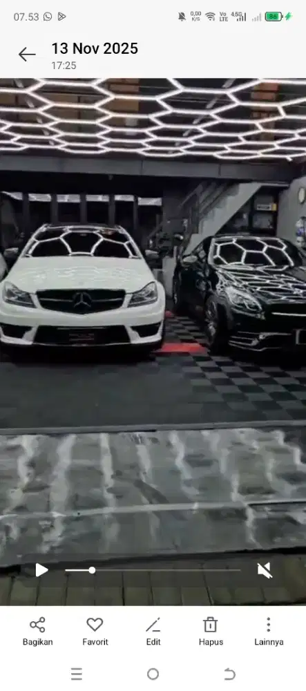 Detailer poles mobil