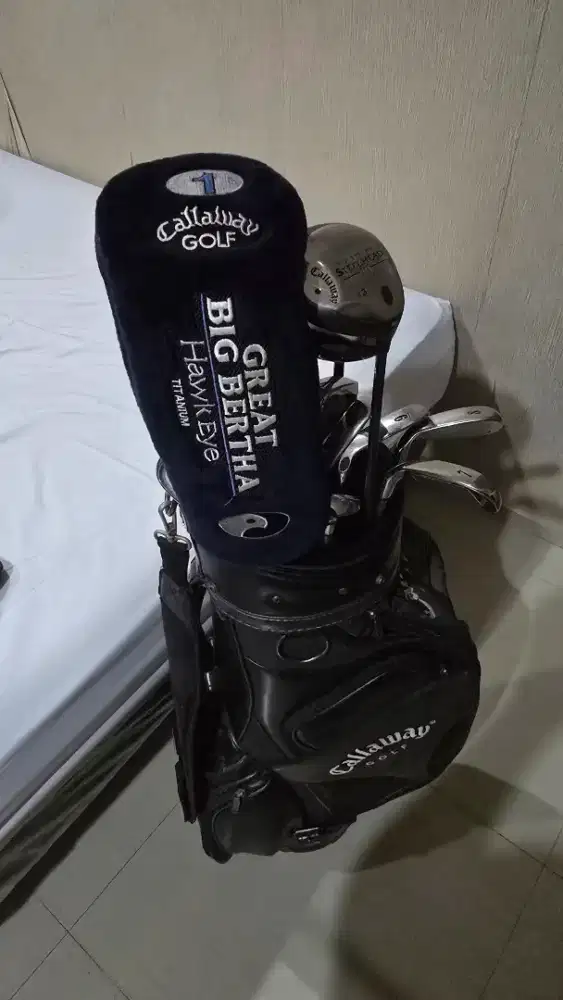 Stick Golf set Callaway + Sepatu FootJoy Traditions