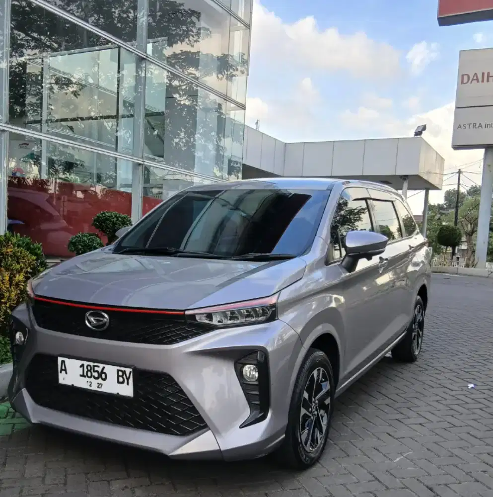 Xenia 1.5 R CVT (Matic)