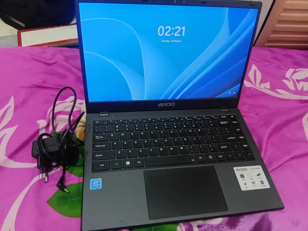 Di Jual Laptop Axioo Hype 10 Ram 8 GB Kondisi Mulus, Baru, Lancar