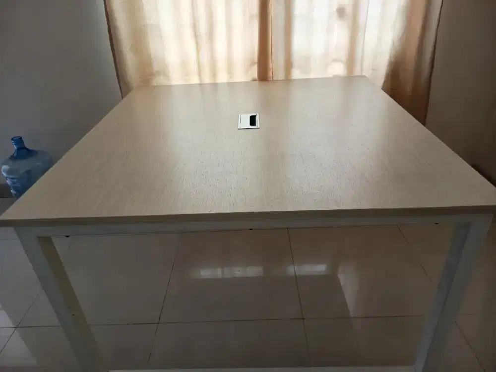 Meja Kerja atau Belajar