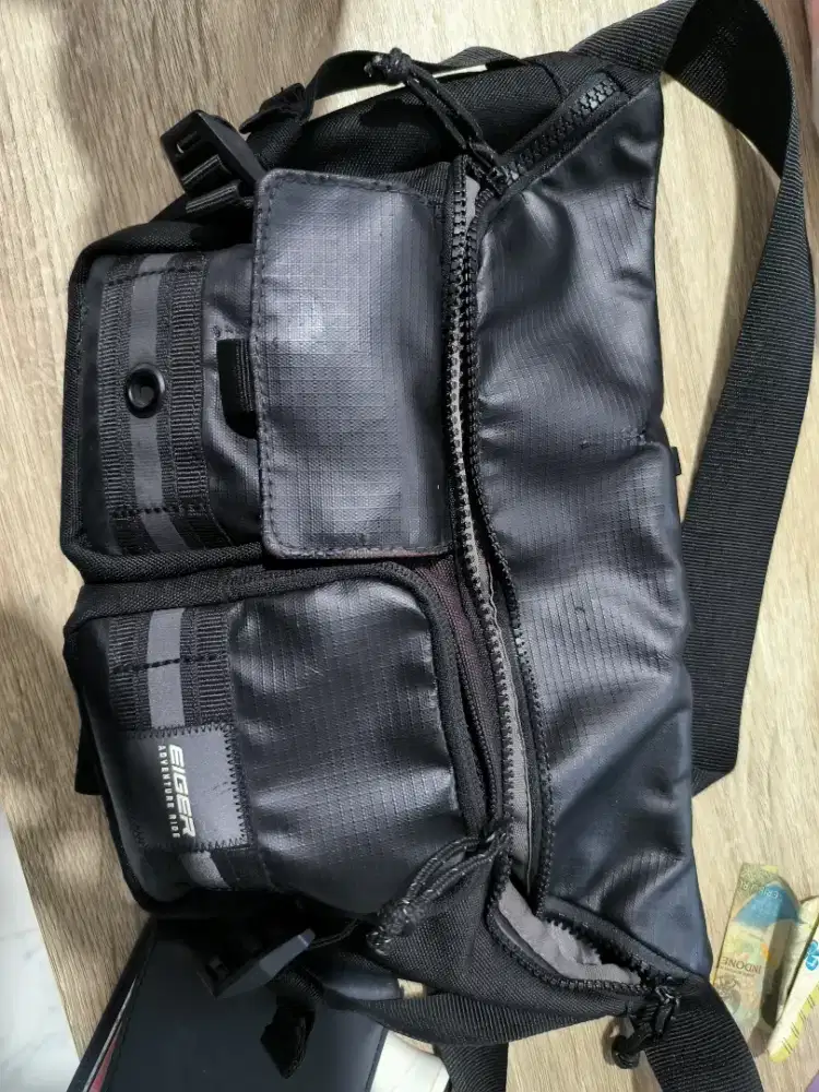 Tas Selempang Eiger 3L Daytour