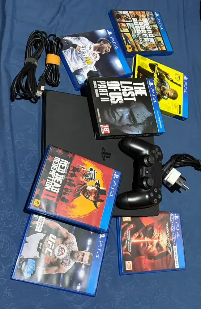 PS4 SLIM 500GB FULL SET + GAME