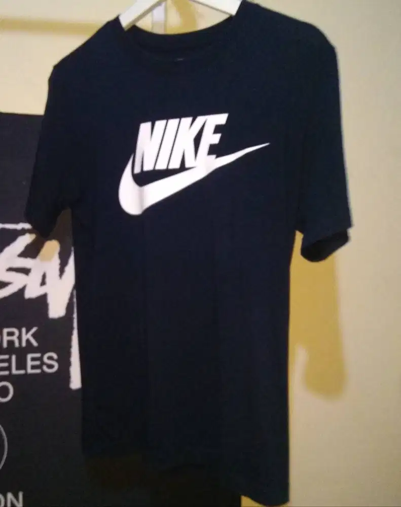 Kaos t-shirt tees nike navy size S