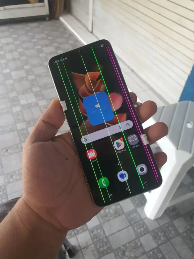 SAMSUNG GALAXY Z FLIP 3 SEIN 5G 8/128 GB MINUS GARIS FUNGSI NORMAL