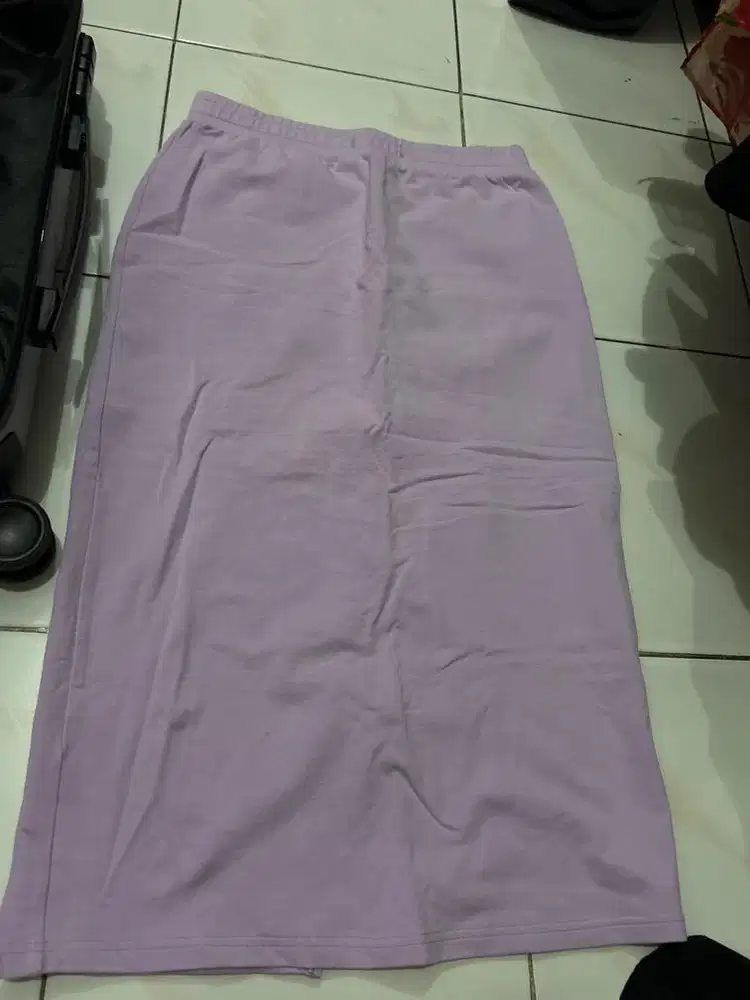 Celana dan Rok hnm, zara, marknspencer, mng, giordano