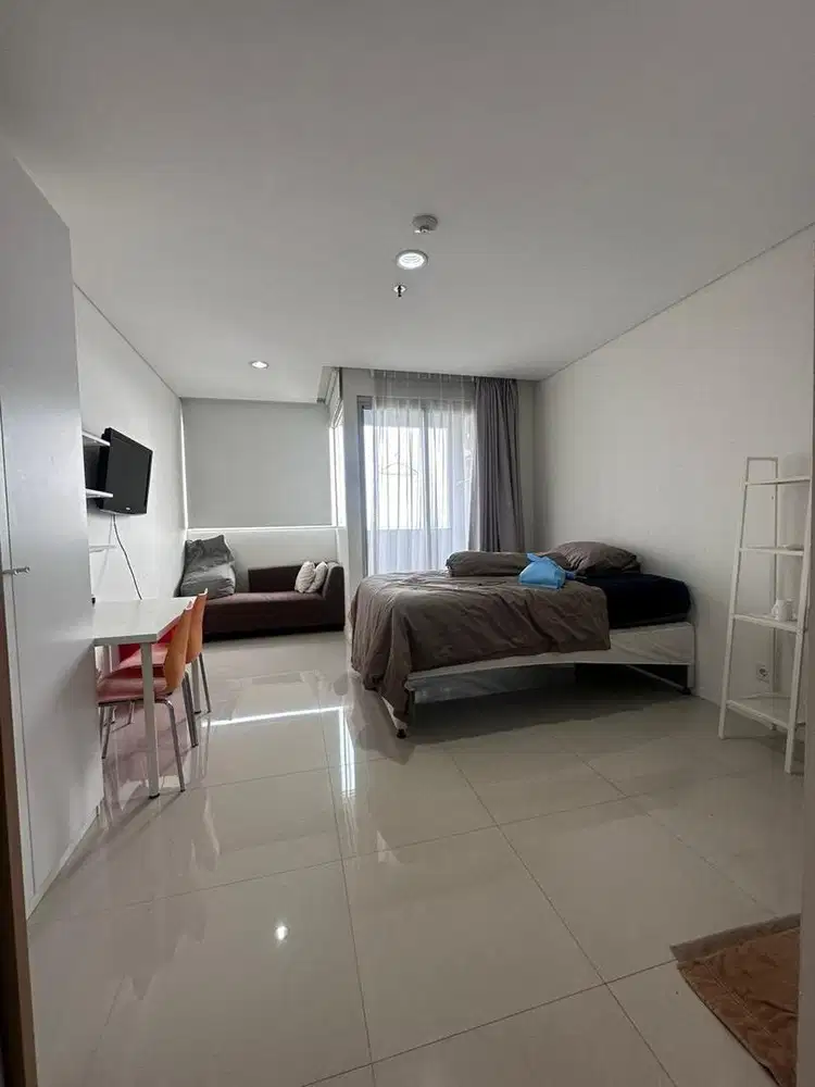 Disewakan apartemen studio di Alam sutra