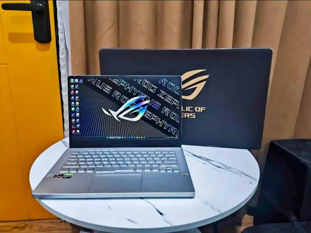 ASUS ZEPHYRUS ANIMATRIX G14 Silver Metal [RAM 8GB SSD 512GB DUAL VGA]