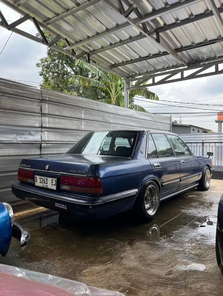 Toyota Crown 1991 Bensin