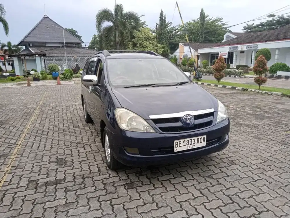Toyota Kijang Innova g manual