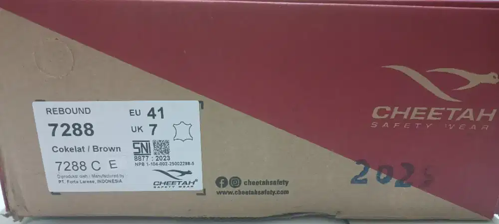 Sepatu safety baru