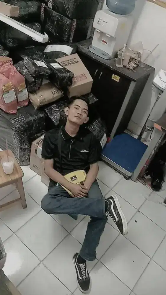 Mencari loker driver/driver truck