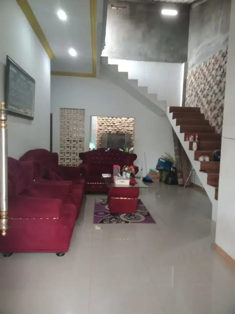 Rumah second dijual strategis  700m²(5.5M)Kelapa Dua Cimanggis Depok