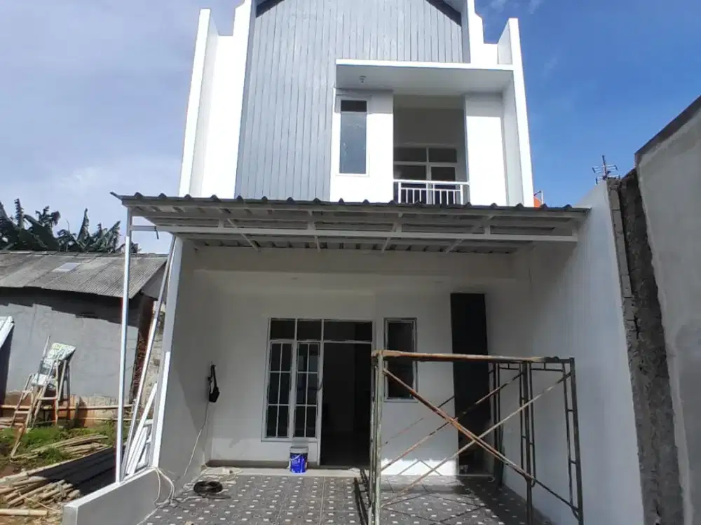 rumah 2 lantai 5 menit tol jatiasih, harga 600 jutaan free semua biaya-biaya