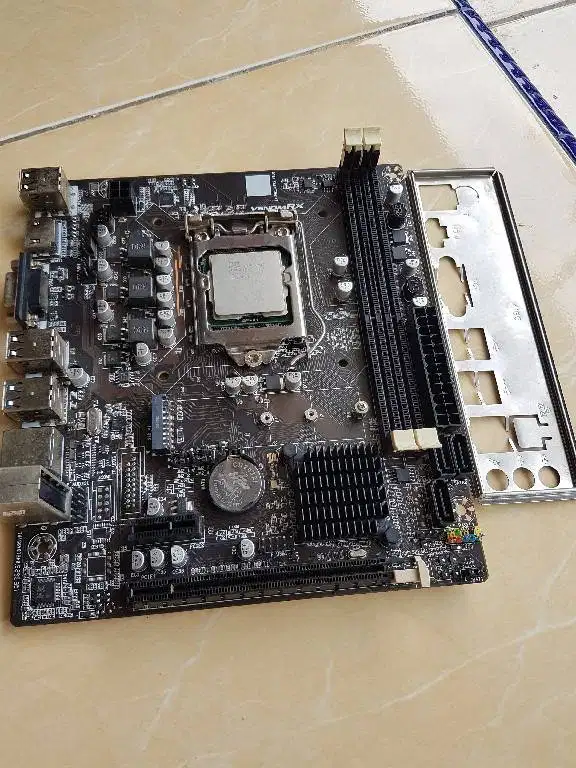 Sepaket Intel Core i5 2500 dan Venomrx H61M-C lga 1155