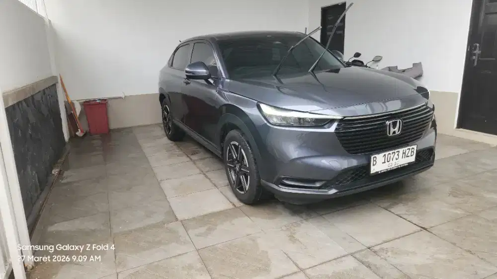 Dijual honda hrv type S 2025 (nik des 2024) km 12rb pemakai
