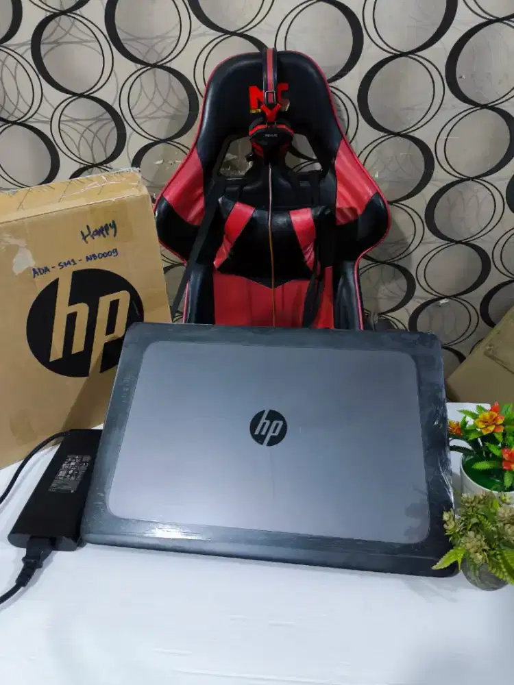 Laptop HP ZBook 15 G4-P70 [RAM 8Gb +SSD + Dual VGA NVIDIA Quadro]