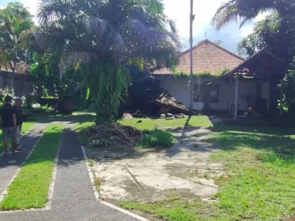 TANAH DAERAH WISATA DI RAYA SAYAN SINGAKERTA UBUD GIANYAR, BALI