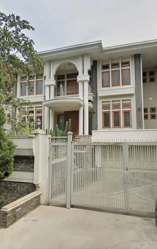 Rumah premium Lux Furnished bisa kantor di Dago asri bandung SHM